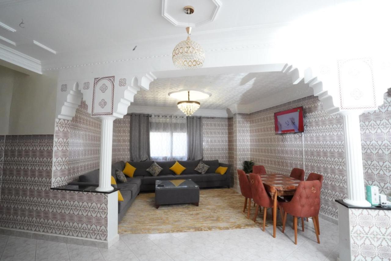 Apartment Oumnia 1 - City Center Tanger Eksteriør billede