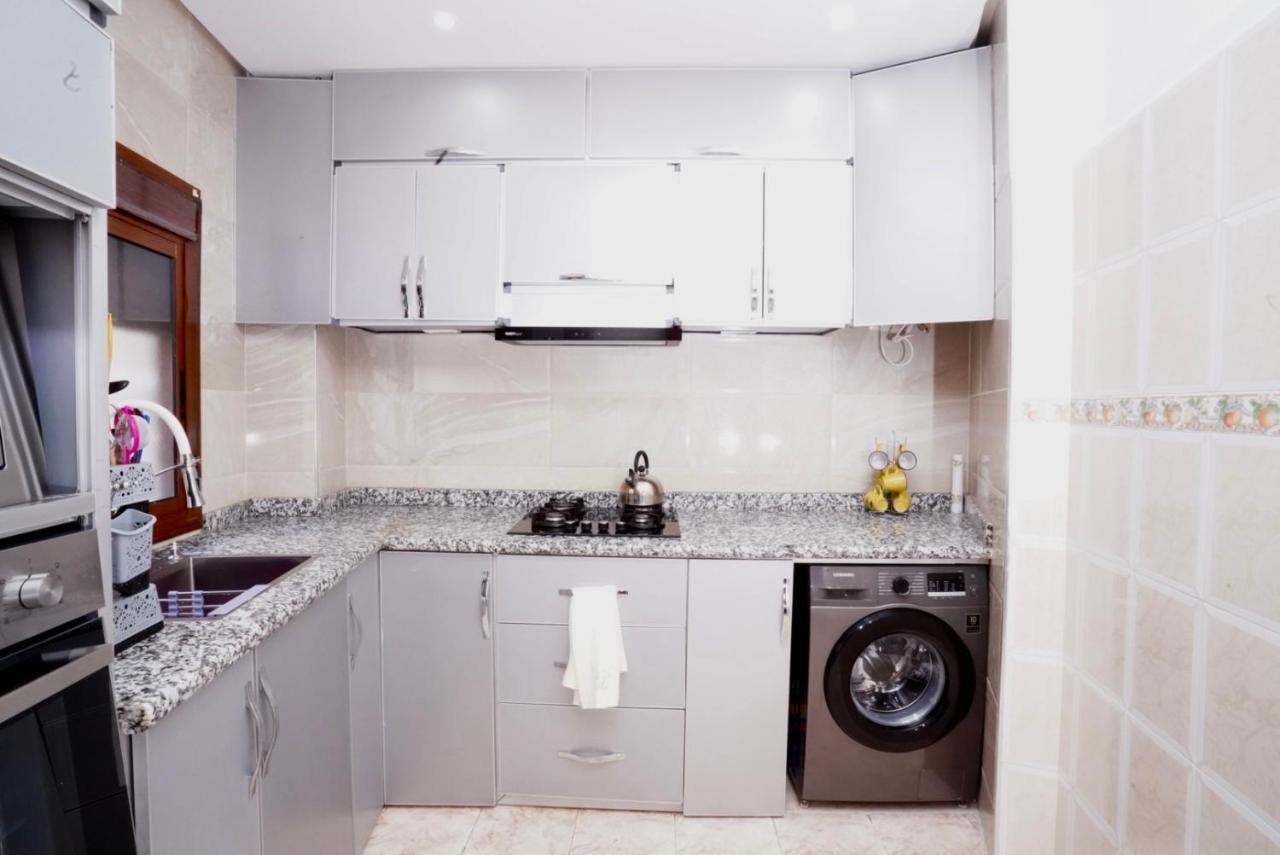 Apartment Oumnia 1 - City Center Tanger Eksteriør billede