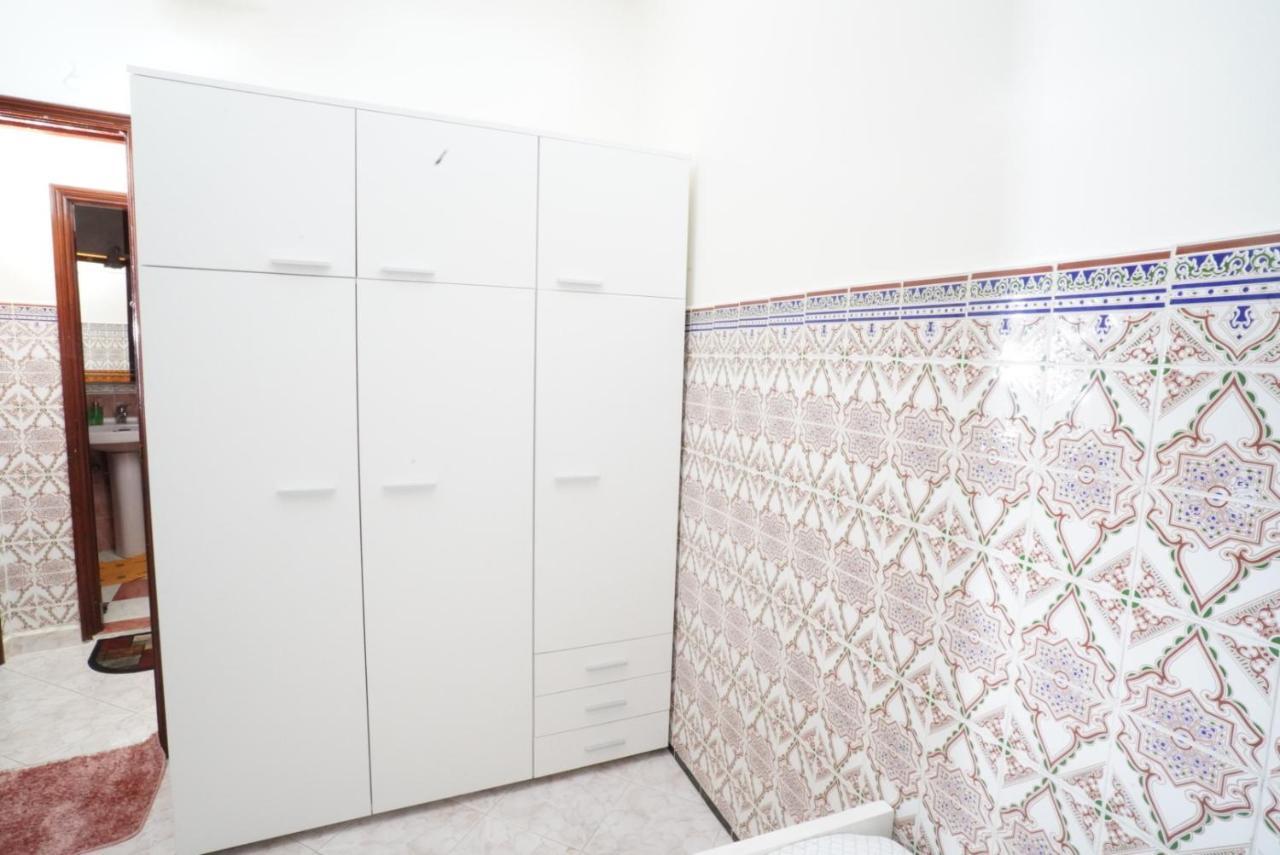 Apartment Oumnia 1 - City Center Tanger Eksteriør billede